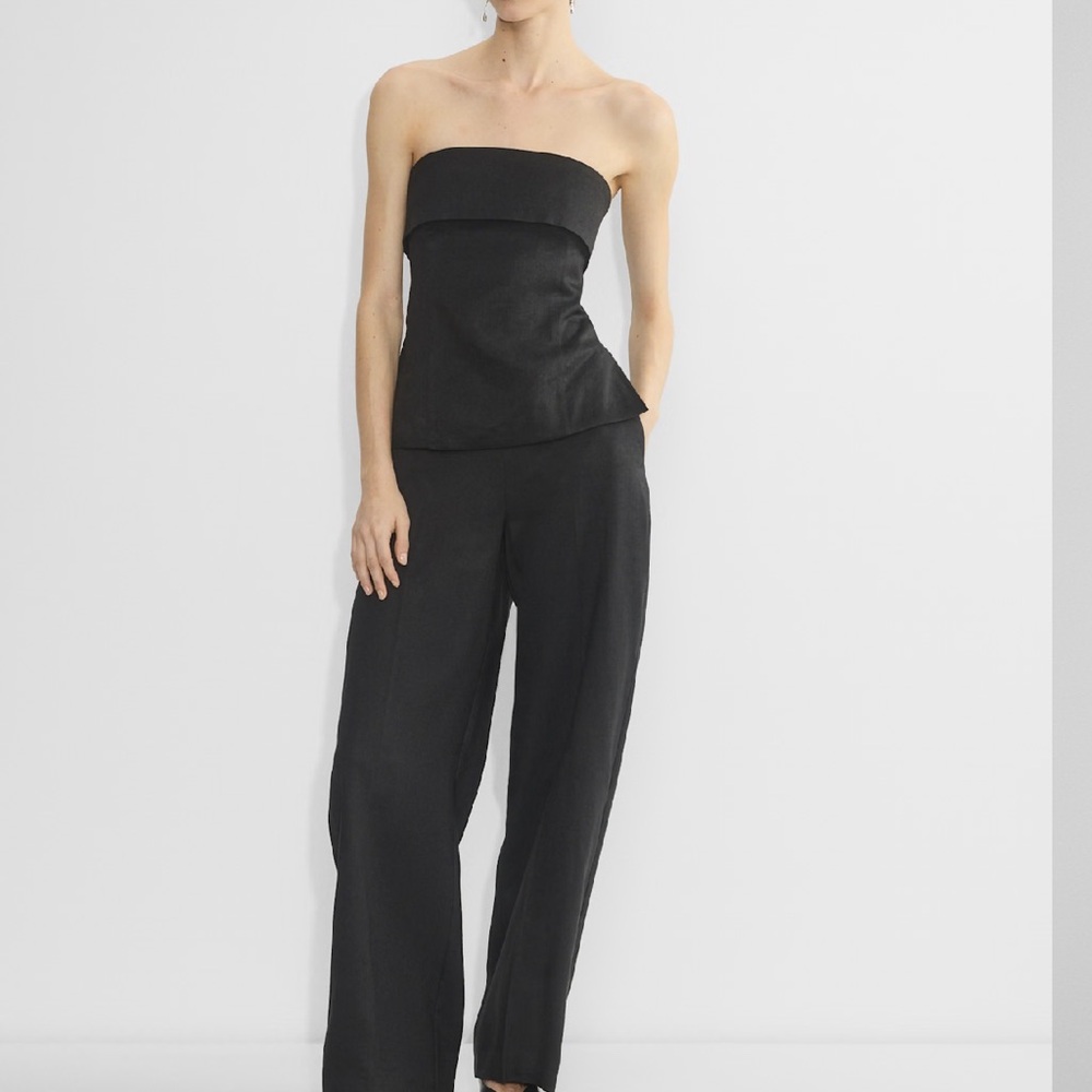 Aritzia Black Strapless Top - New With Tags